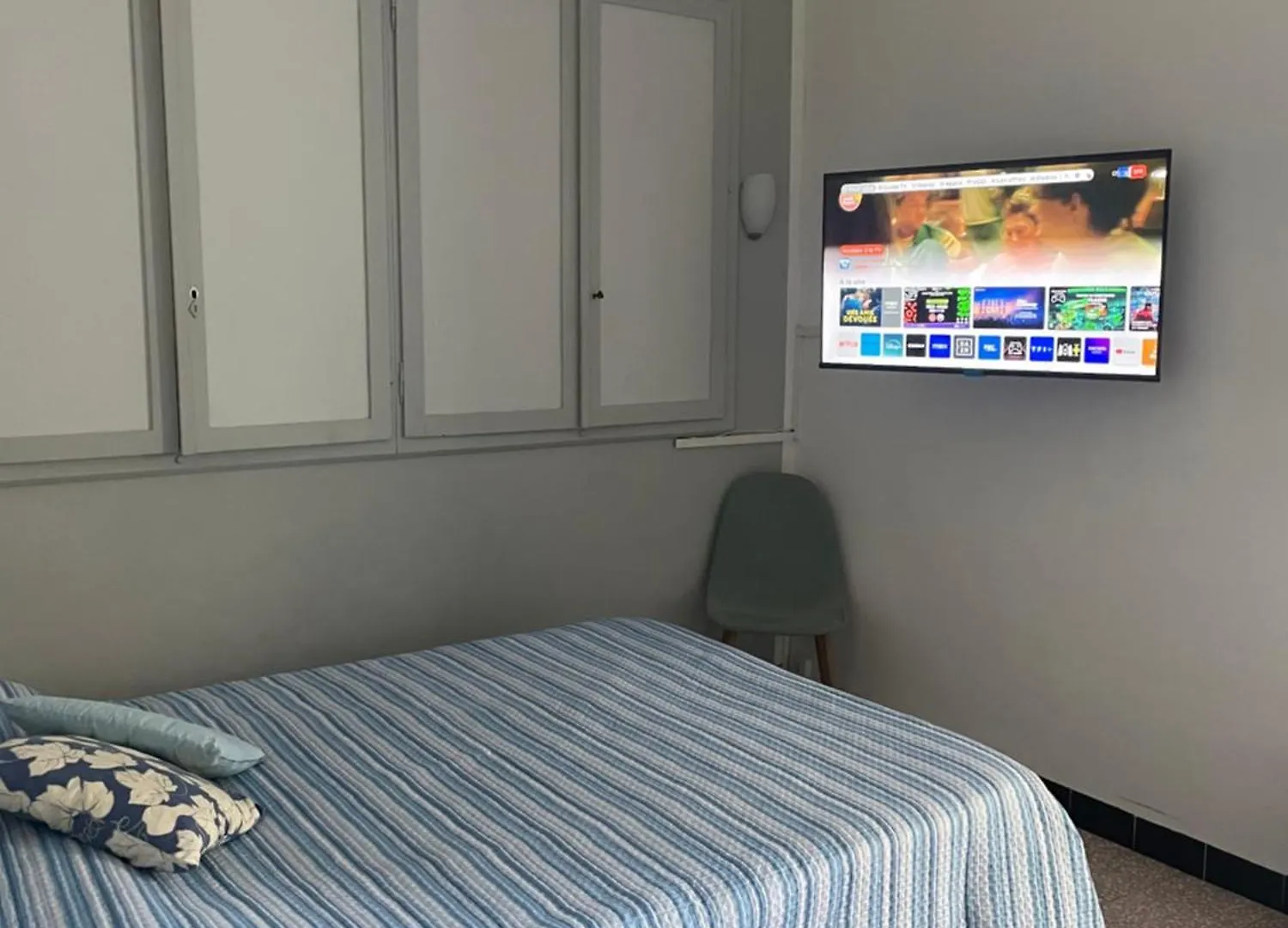 Welcome In The Cozy Blue Nest Pedestrian Menton 0*,  France