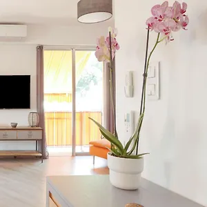 Serene Apartment In Top Location In Menton Near Sea Appartement