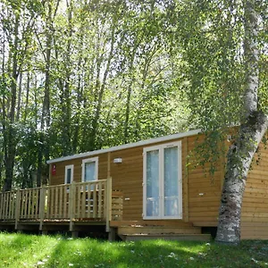 https://camping-la-vacance-pene-blanche.midi-pyreneeshotels.com